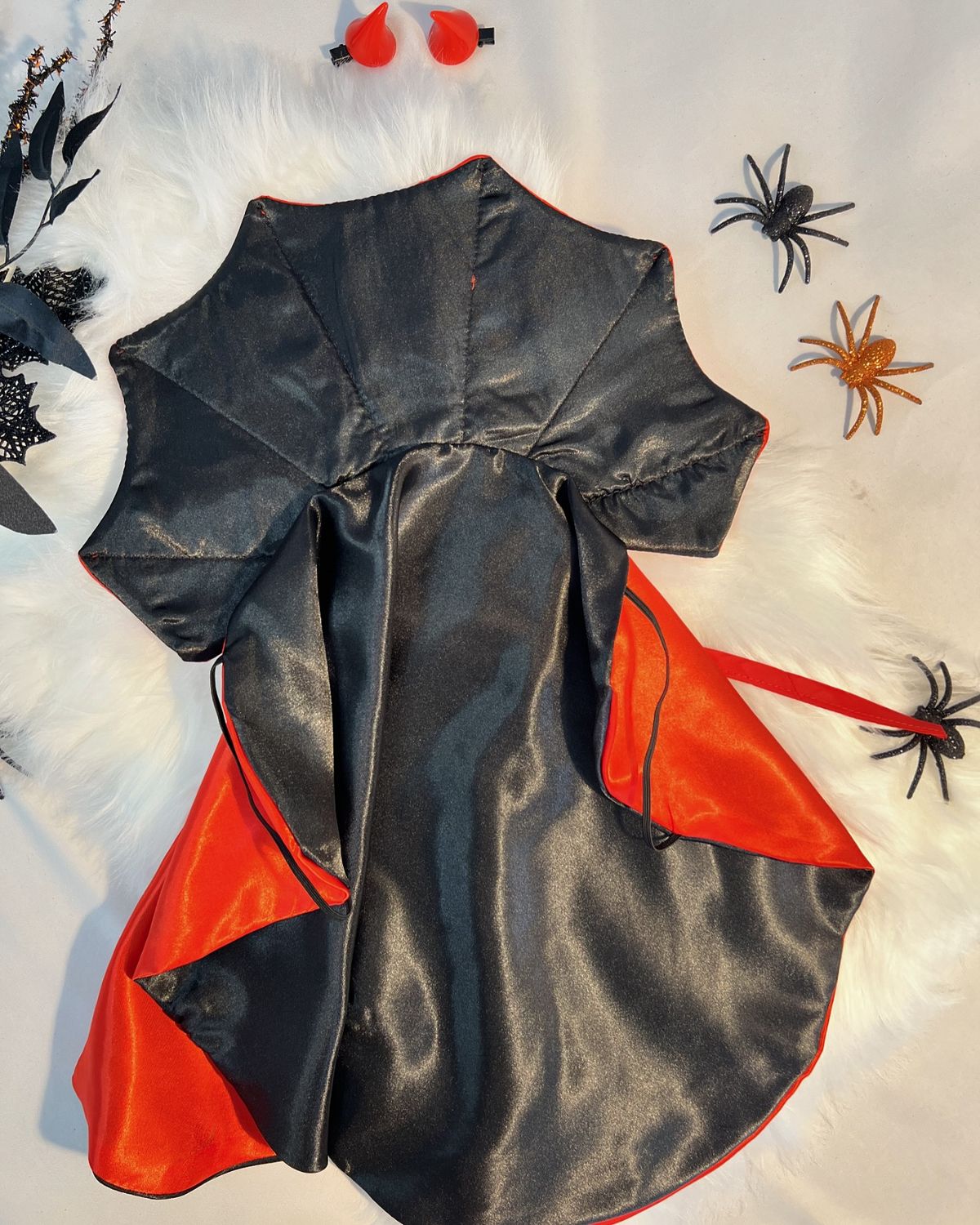 Regal Pet Vampire Cape - Petmosphere